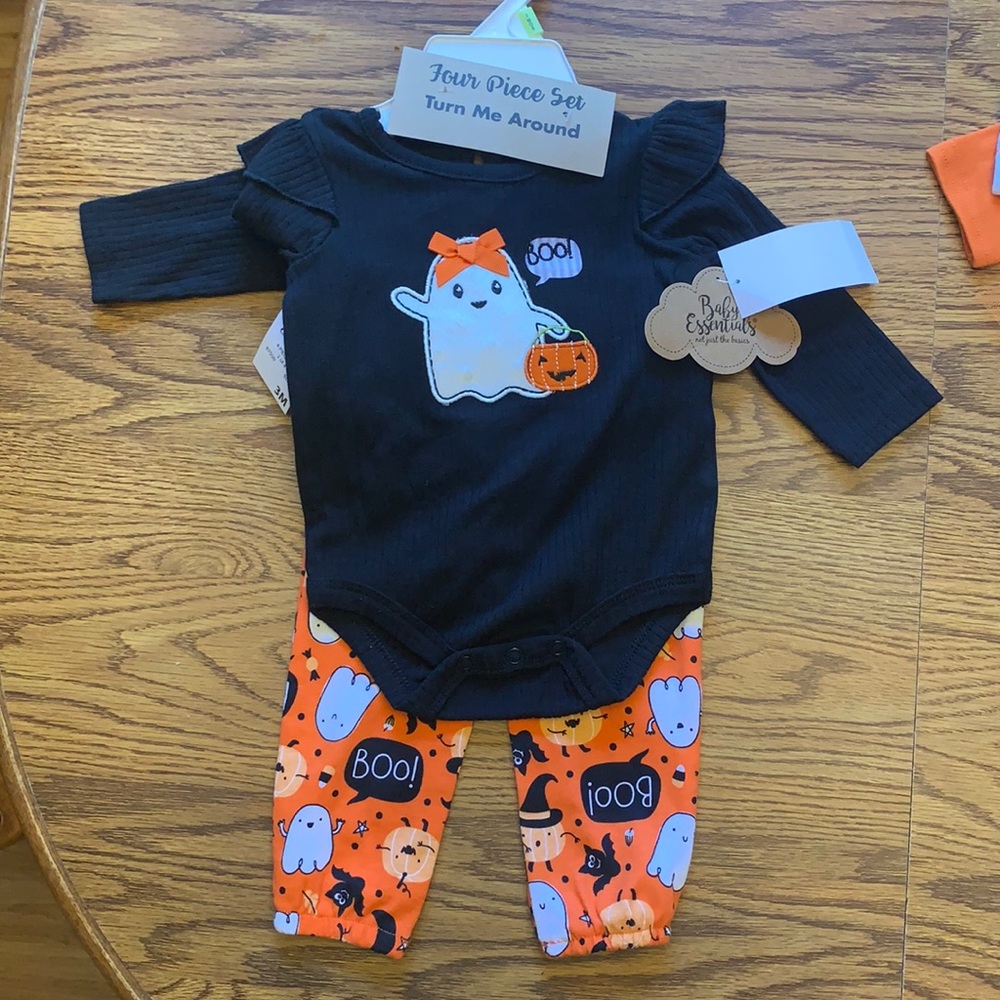 4 piece Baby Halloween outfit 3 months